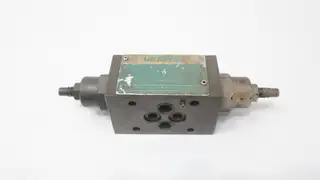 VICKERS DGMFN-3-Y-A2W-B2W-41 HYDRAULIC FLOW CONTROL VALVE