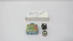 TELEMECANIQUE XCK M110H7 LIMIT SWITCH 240V-AC