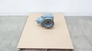 SEW EURODRIVE SAF77 AD3 RIGHT ANGLE GEAR DRIVE SPEED REDUCER 28.41:1
