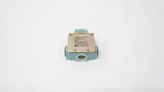 TELEMECANIQUE XCK-M ZCK-M1 LIMIT SWITCH 380V-AC