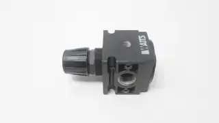 WATTS R105-06A M1 FLUIDAIR PNEUMATIC REGULATOR 3/4IN NPT 300PSI
