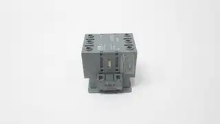 ABB OT63FT3 NON-FUSIBLE DISCONNECT SWITCH 60A AMP 3P 600V-AC