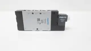FESTO CPE18-M1H-5L-1/4 PNEUMATIC SOLENOID VALVE 24V-DC 2.5-10BAR 1/4IN NPT