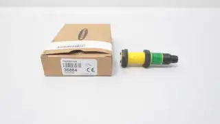 BANNER S18SP6FF100Q PHOTOELECTRIC SENSOR 10-30V-DC
