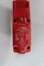 ALLEN BRADLEY 440K-MT55029 GUARDMASTER MT-GD2 SAFETY INTERLOCK SWITCH 240V-AC thumbnail 7