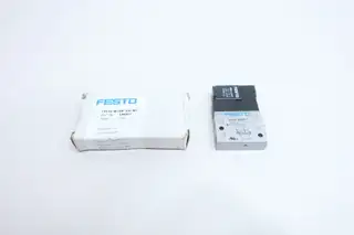 FESTO CPE10-M1BH-3OL-M7 PNEUMATIC SOLENOID VALVE 24V-DC 8BAR