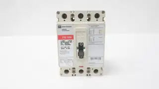 CUTLER HAMMER FDC3015L MOLDED CASE CIRCUIT BREAKER 15A AMP 600V-AC 3P