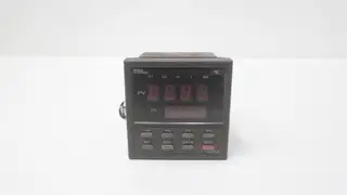 FUJI ELECTRIC PXZ9RAY1-4VC26-D TEMPERATURE CONTROLLER