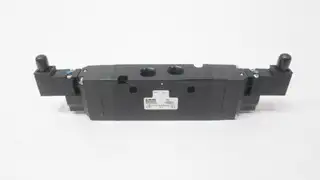 PARKER B662BB553A PNEUMATIC SOLENOID VALVE 120V-AC 3/8IN 150PSI