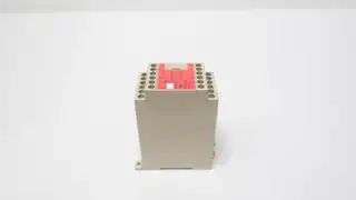 OMRON G9SA-TH301 SAFETY RELAY 24V-AC/DC