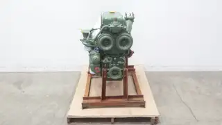 DETROIT DIESEL 5033-7001 3-53 INLINE THREE-CYLINDER TWO-STROKE DIESEL ENGINE