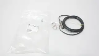 ALLEN BRADLEY 872C-D5NN18-E2 INDUCTIVE PROXIMITY SENSOR 10-30V-DC