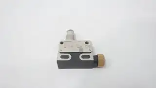 OMRON D4E-1A20N LIMIT SWITCH 250V-AC