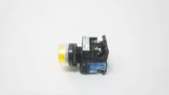 FUJI ELECTRIC AR22G4L-10E3Y YELLOW ILLUMINATED PUSHBUTTON 30V-DC