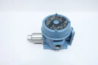 UE UNITED ELECTRIC H122-S156B PRESSURE SWITCH 480V-AC 1/2IN 0-100PSI
