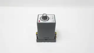 OMRON AMD-SL3 INDUSTRIAL MOTION DETECTOR RELAY 24V-DC