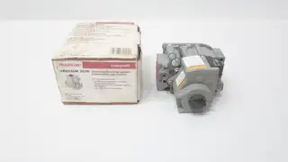 HONEYWELL VR8245M 2530 ELECTRONIC IGNITION COMBINATION GAS CONTROL VALVE 24V-AC