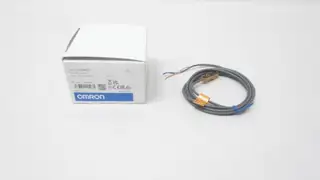 OMRON TL-Q2MC1 PROXIMITY SWITCH 12-24V-DC
