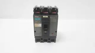 FUJI ELECTRIC BU-ESB3030 MOLDED CASE CIRCUIT BREAKER 600V-AC 3P 30A AMP