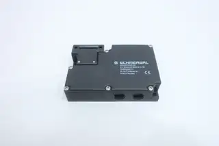 SCHMERSAL AZM 161SK-12/12RK-110/230 SAFETY INTERLOCK SWITCH 110/230V-AC