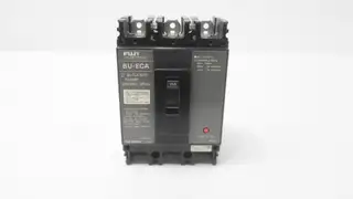 FUJI ELECTRIC BU-ECA3070 MOLDED CASE CIRCUIT BREAKER 240V-AC 3P 70A AMP