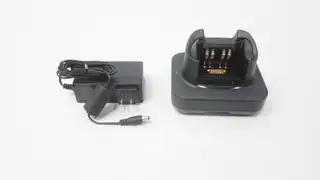 MOTOROLA PMPN4135A IMPRES 2 DESKTOP RADIO BATTERY CHARGER