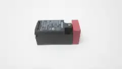 OMRON D4DS-35FS SAFETY DOOR INTERLOCK SWITCH 400V-AC