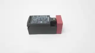 OMRON D4DS-35FS SAFETY DOOR INTERLOCK SWITCH 400V-AC