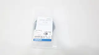 OMRON E2E-X1R5C18 PROXIMITY SENSOR 30V-DC