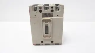 ITE HE3B030 MOLDED CASE CIRCUIT BREAKER 3P 480V-AC 30A