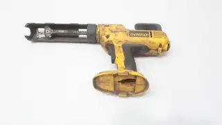DEWALT DC545 CORDLESS ADHESIVE CAULK GUN