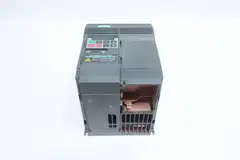 SIEMENS 6SE3216-8CB40 MICROMASTER VECTOR DRIVE 230V-AC 2HP 0-650HZ 0-230V-AC