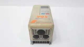 SAFTRONICS CIMR-G5U40P7 AC VFD DRIVE 380-460V-AC 0-460V-AC 0-400HZ