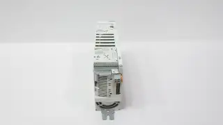 LENZE E82EV152-4C 8200 VECTOR  DRIVE 400/500V-AC 2HP 0-400/500V-AC 0-650HZ