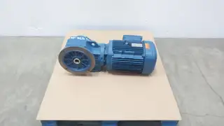 SEW EURODRIVE KF77 DRN132M4/DH GEARMOTOR 164RPM 10HP 230/460V-AC 3PH