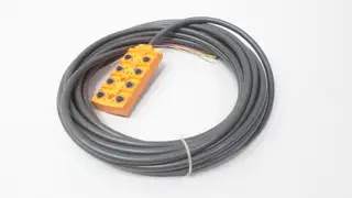 IFM EFECTOR EBC036 SPLITTER BOX 10-30V-DC