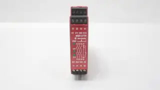 ALLEN BRADLEY 440R-N23132 GUARDMASTER SAFETY RELAY 24V-AC/DC