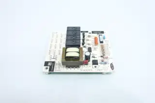 CARRIER HK35AA009 1069-83-105A SEQUENCE TIMER BOARD