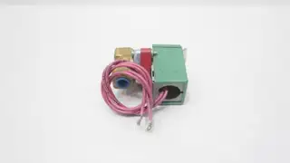 ASCO 8210B20 RED-HAT SOLENOID VALVE 1/4IN NPT 120V-AC