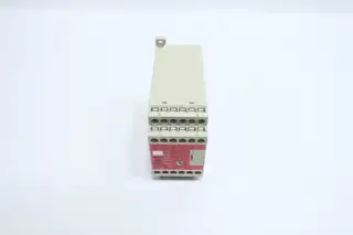 OMRON G9SA-321-T30 SAFETY RELAY 100-240V-AC