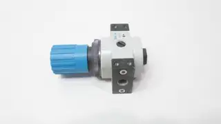 FESTO LR-D-MINI PNEUMATIC REGULATOR 230PSI 1/8IN NPT