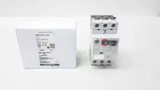 FUJI BM3RSB-004 MANUAL MOTOR STARTER 2HP 2.5-4A