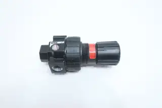 PARKER 06R318AC PNEUMATIC REGULATOR 250PSI 1/2IN NPT