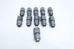 BOX OF 11 HY-LOK AFFC10T-04N FEMALE TUBE FITTING 1/2IN NPT 5/8IN FLARE