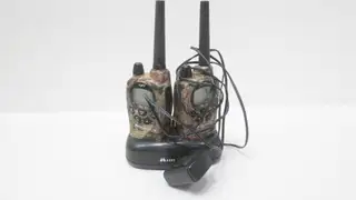 MIDLAND 18CVP8-REV C GXT1050P TALK SET WITH CHARGER