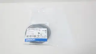OMRON E2E-C04S12-WC-C1 4MM SHEILDED INDUCTIVE PROXIMITY SENSOR 10-30V-DC