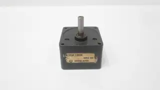 ORIENTAL MOTOR 2GK180K PARALLEL SHAFT GEARHEAD 180:1