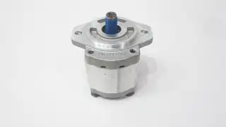 SHIMADZU 11699037008 HYDRAULIC GEAR PUMP 1/2IN 3/8IN NPT
