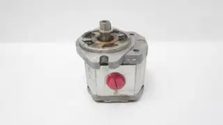 DANFOSS 111.20.372.00 HYDRAULIC GEAR PUMP 250BAR 4000RPM 1/2IN 3/8IN NPT