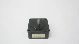 ORIENTAL MOTOR 4GK100K PARALLEL SHAFT GEARHEAD 100:1